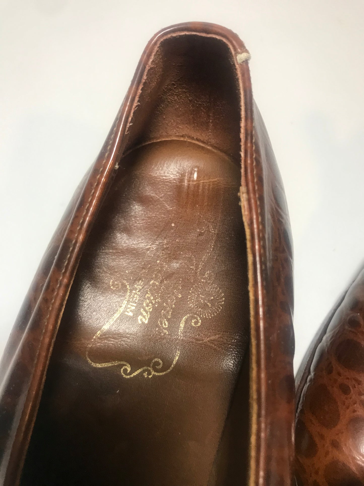 Vintage Florsheim Brown Patent Leather Shoes (Size 10.5M)