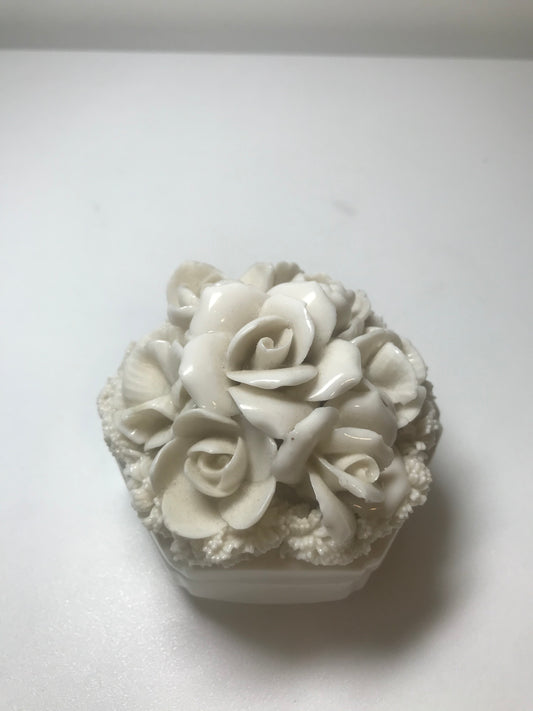 Porcelain Flower Top Trinket/Jewelry Box