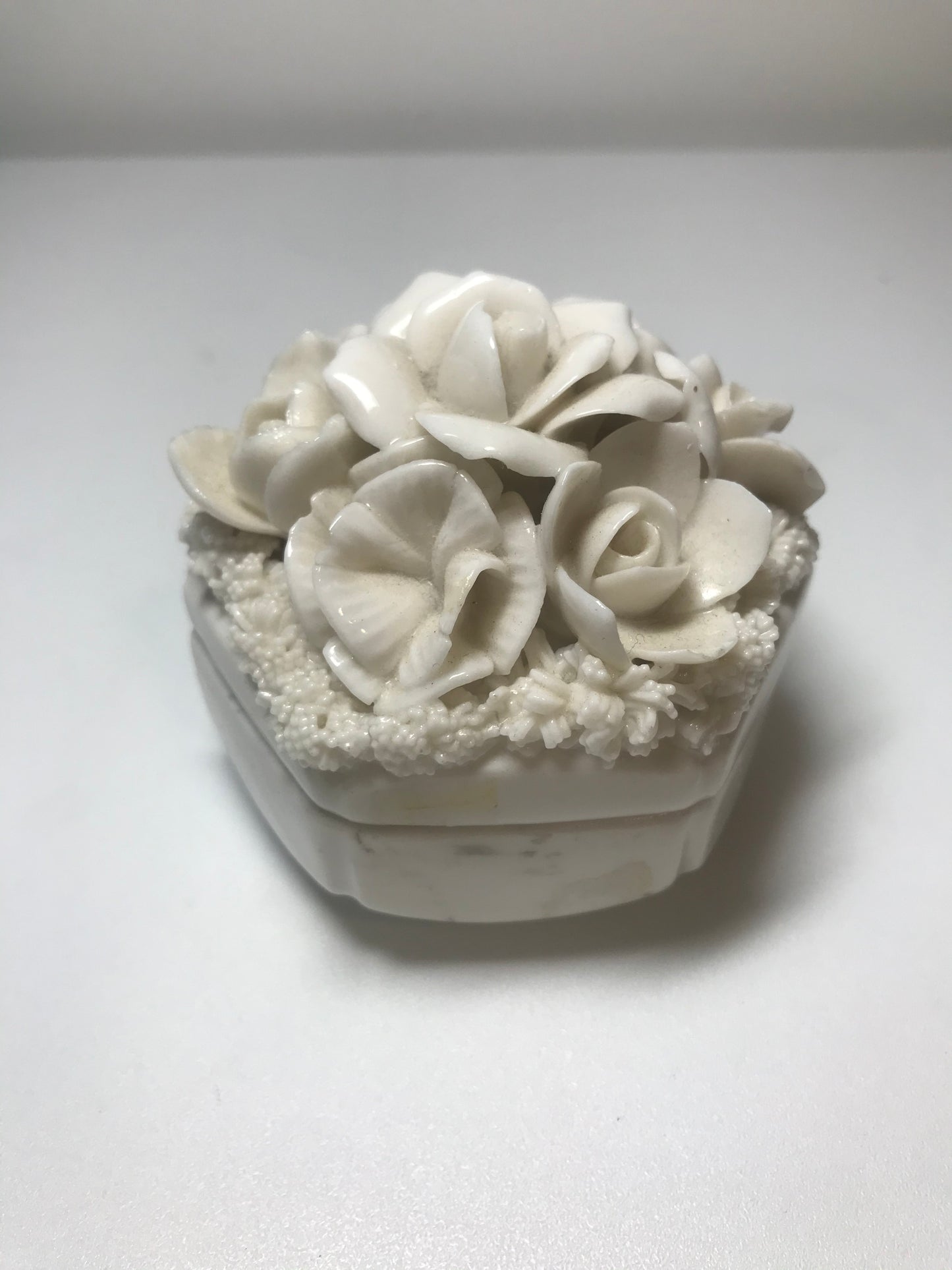 Porcelain Flower Top Trinket/Jewelry Box