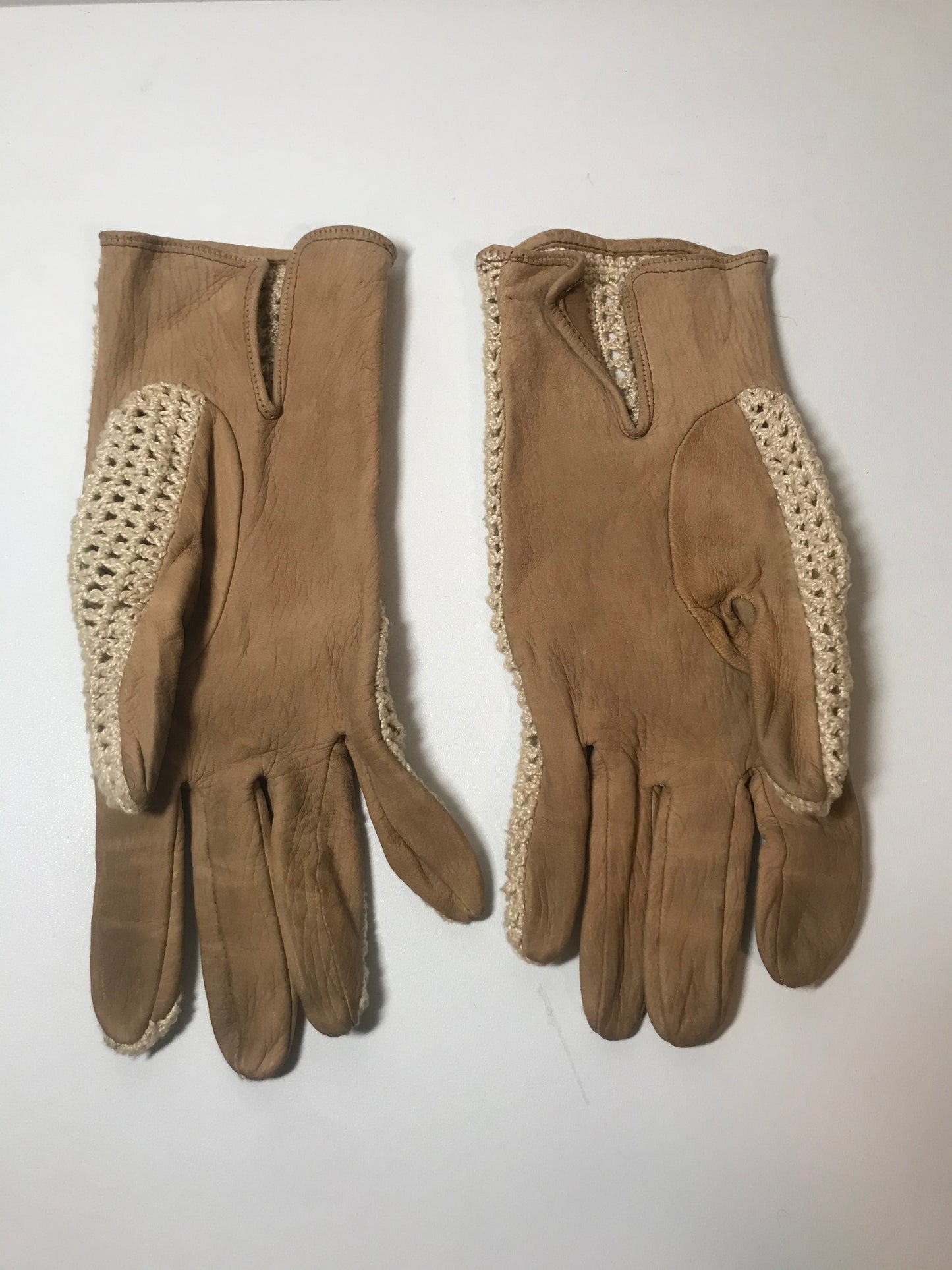 Vintage Leather and Crochet Gloves (Sz 7.5)