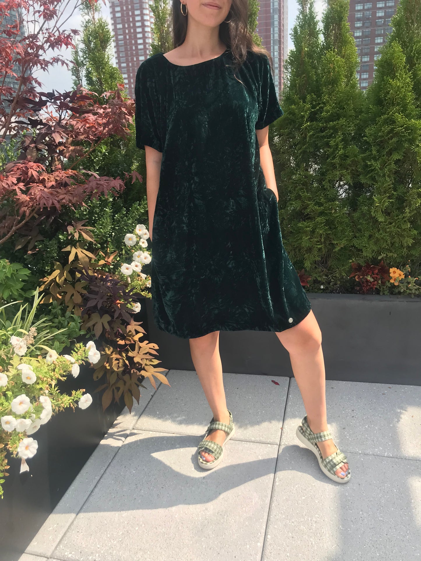 NWT Royal Emerald Super Dry Goods Crushed Velvet Dress (Size 10)